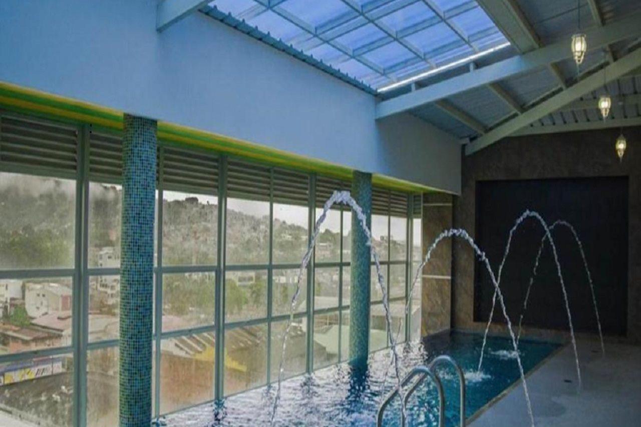 Hotel Andinos Plaza Florencia 프로렌시아 외부 사진