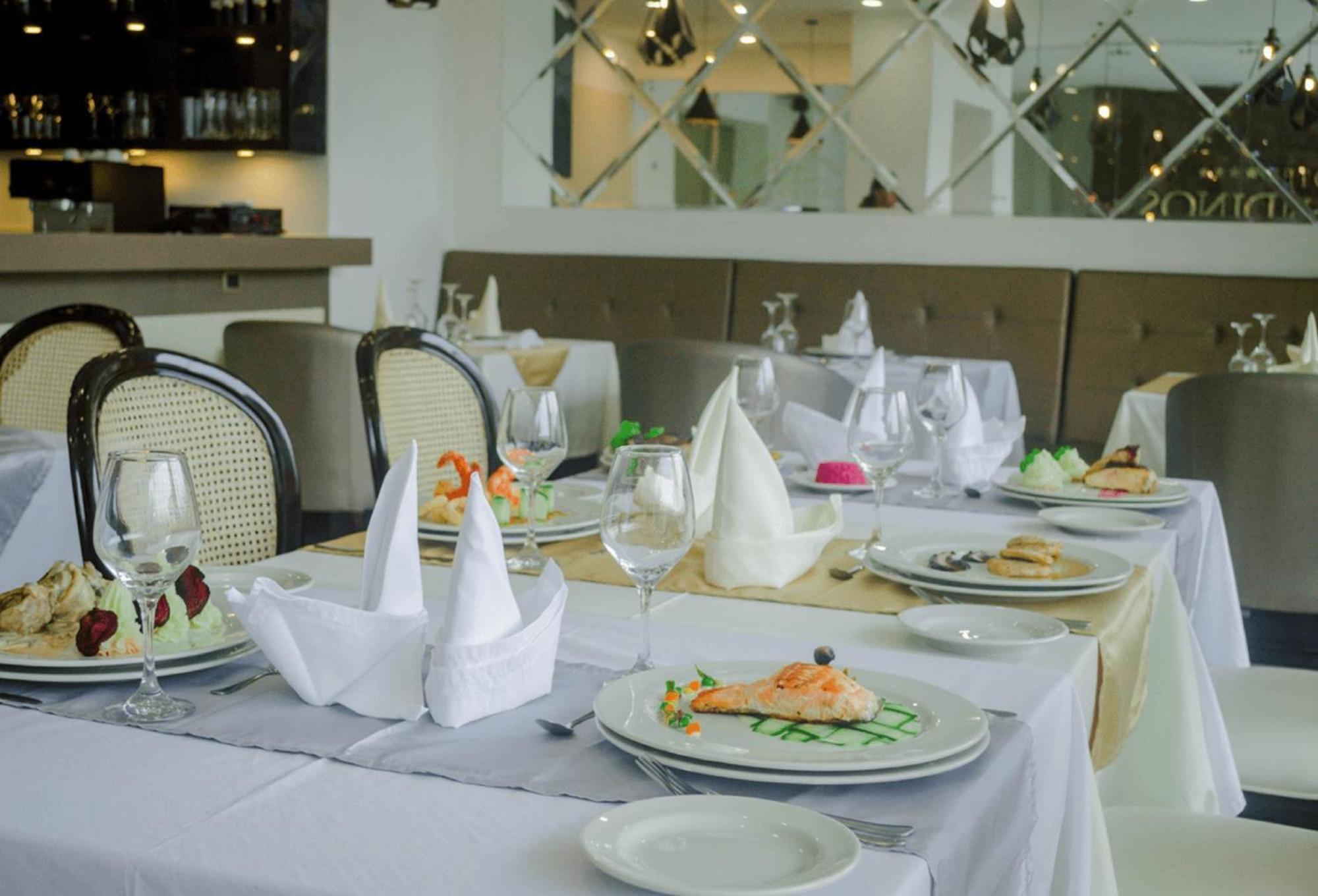 Hotel Andinos Plaza Florencia 프로렌시아 외부 사진