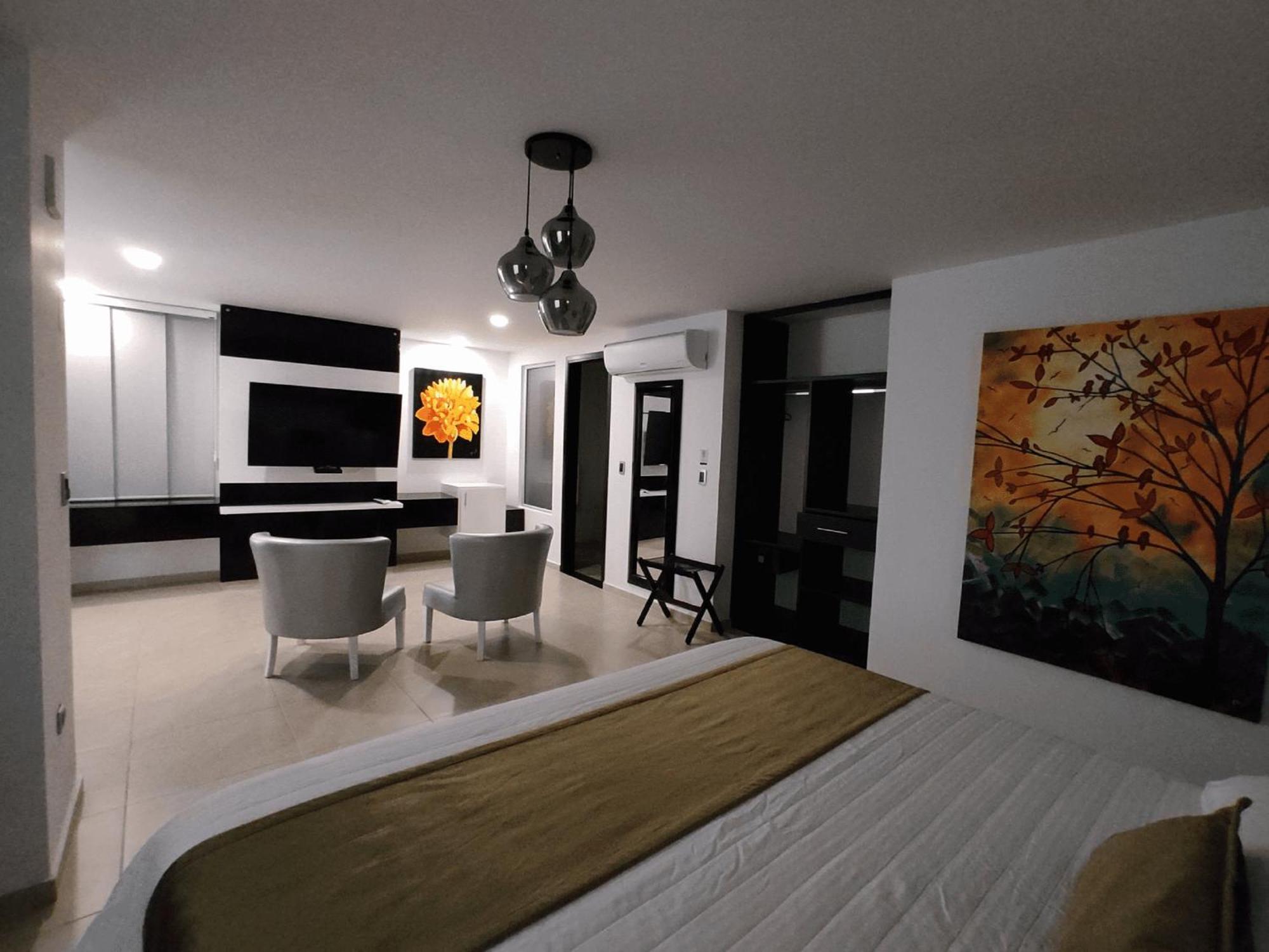 Hotel Andinos Plaza Florencia 프로렌시아 외부 사진